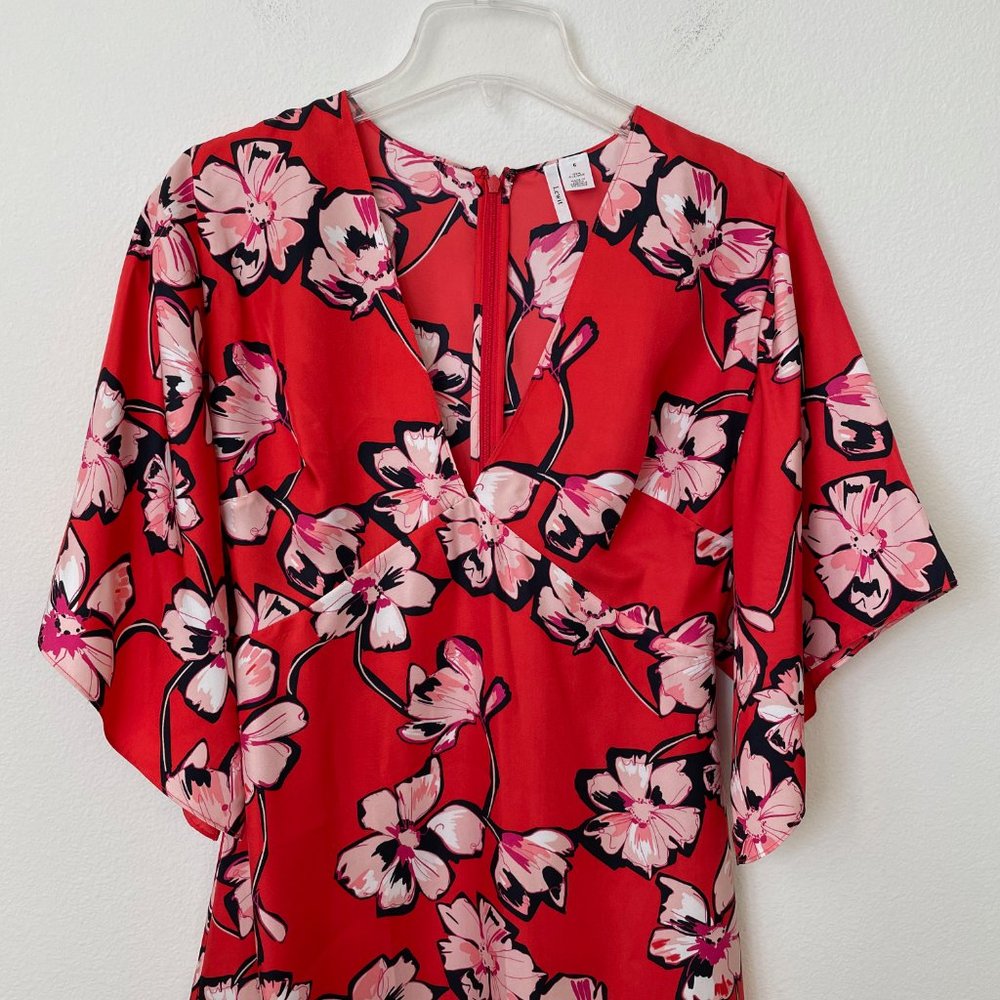 Lewit Silk Floral Deep V Midi Dress - Picture 3 of 14